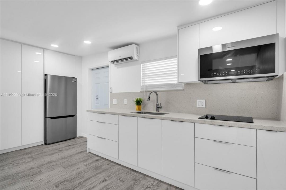 1041 NE 9th Ave A4, Fort Lauderdale, فلوريدا 33304, الولايات المتحدة