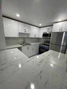 1465 NE 123rd St 412, North Miami, Florida 33161, USA
