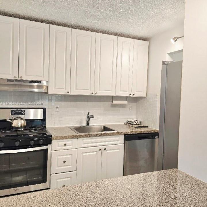 135 NE 202nd Ter N18, Miami Gardens, Florida 33179, Stati Uniti