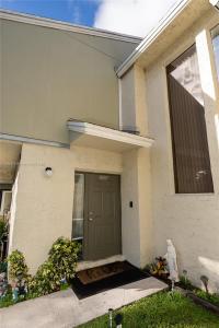 8007 Lagos De Campo Blvd K-4, Tamarac, Florida 33321, USA