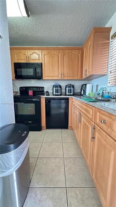 6060 W 21st Ct 604, Hialeah, 플로리다 33016, 미국