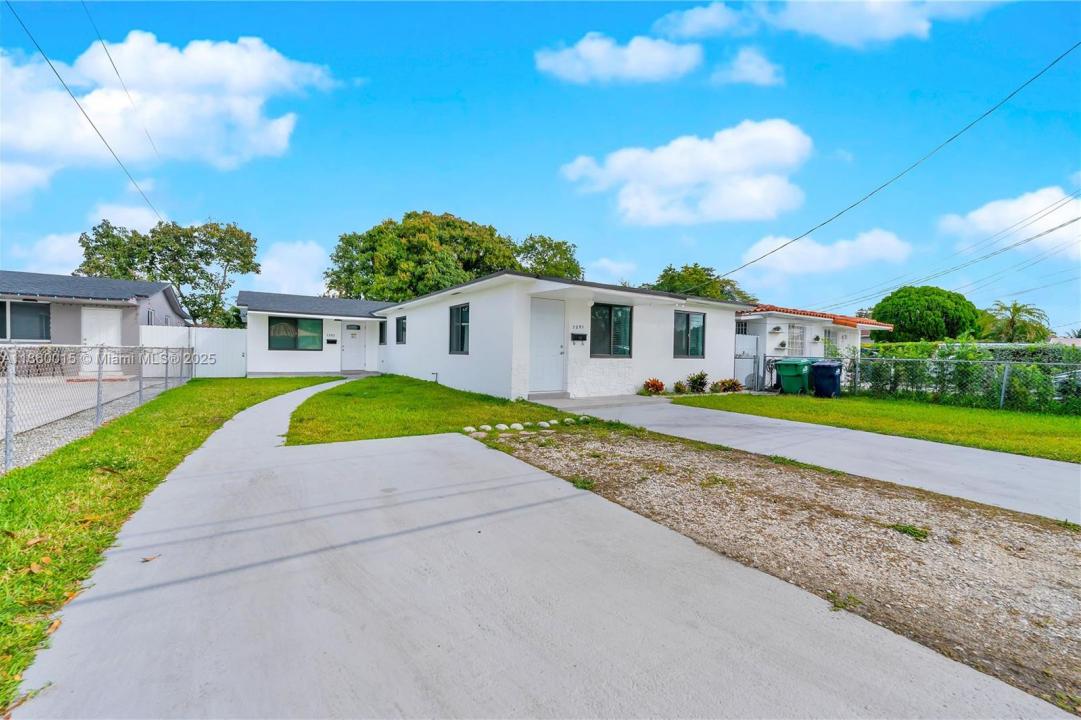 7391 SW 22nd St 7391, Miami, Florida 33155, Amerika Birleşik Devletleri