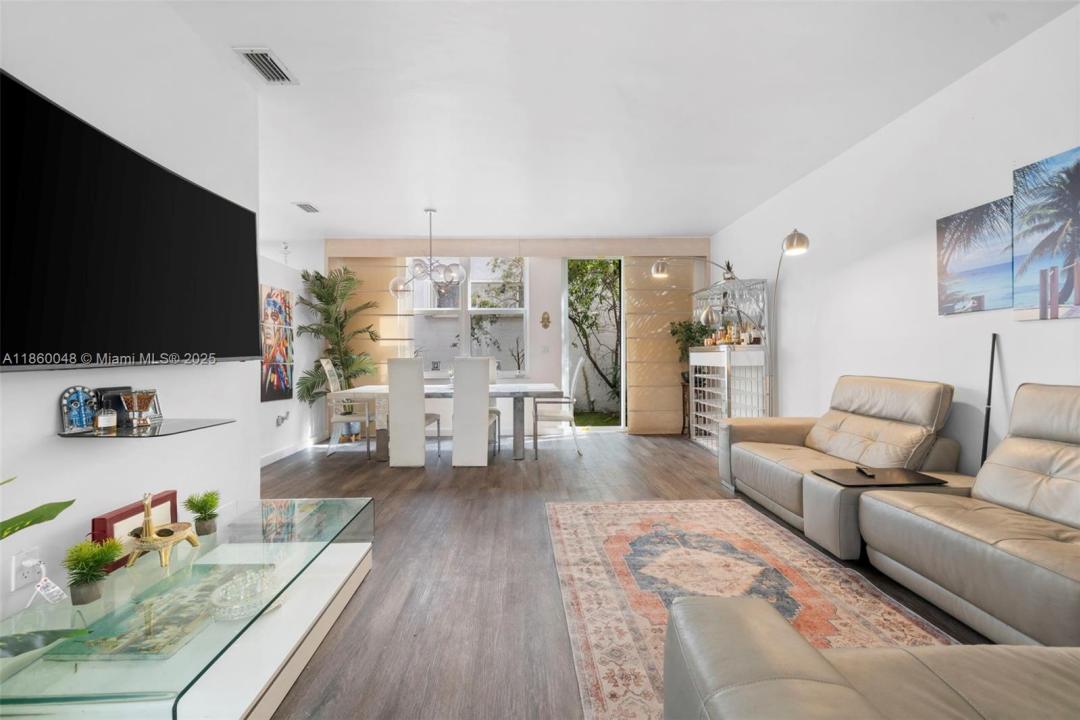 3720 Piedmont St, Hollywood, Florida 33021, USA