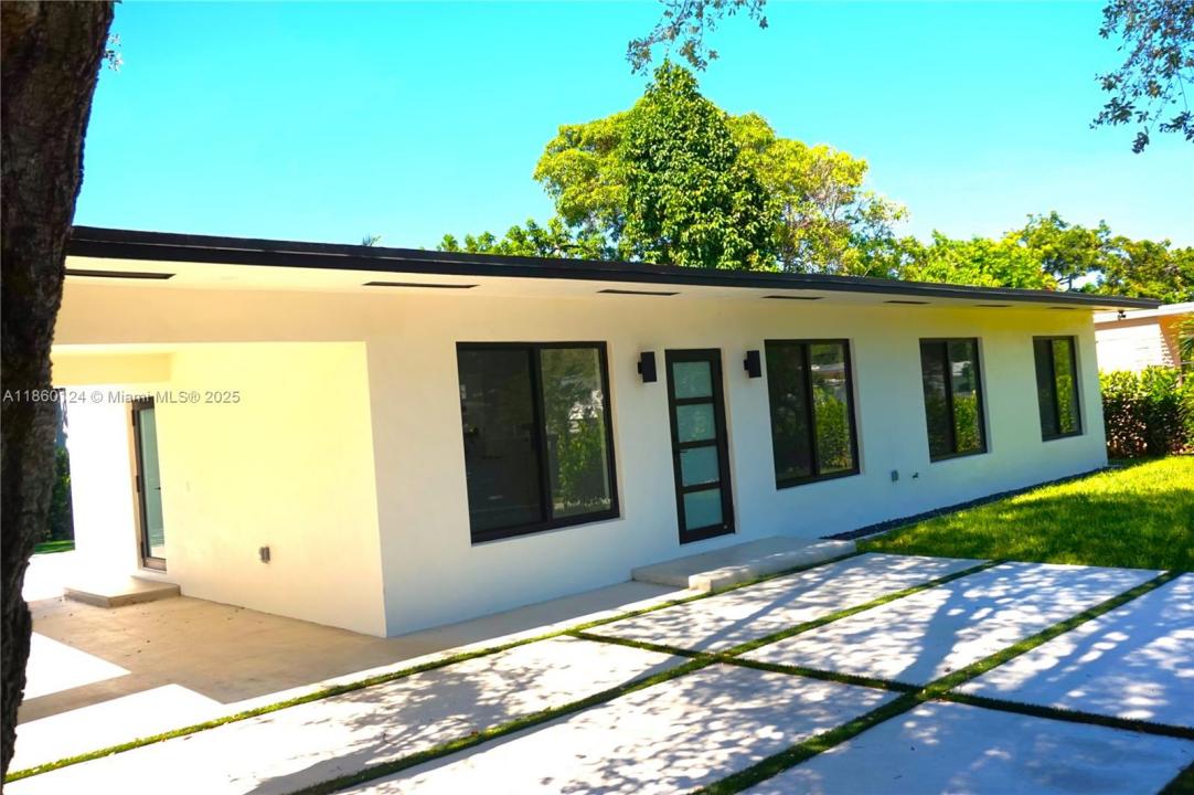 53 NW 68th St, Miami, Florida 33150, Amerika Birleşik Devletleri