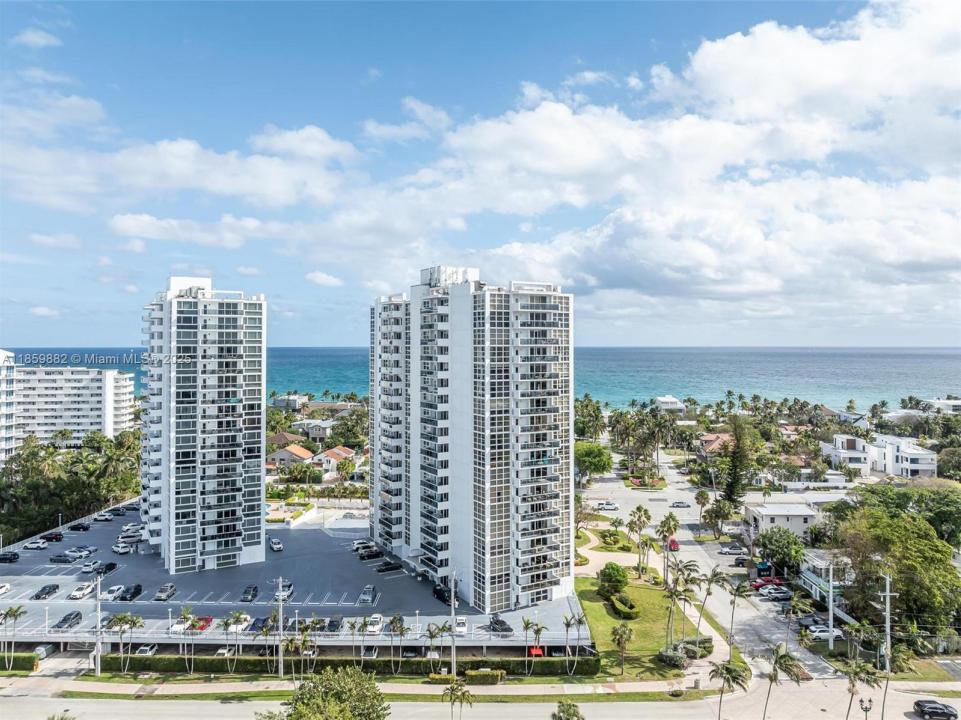 2701 N Ocean Blvd 14B, Fort Lauderdale, Floryda 33308, USA