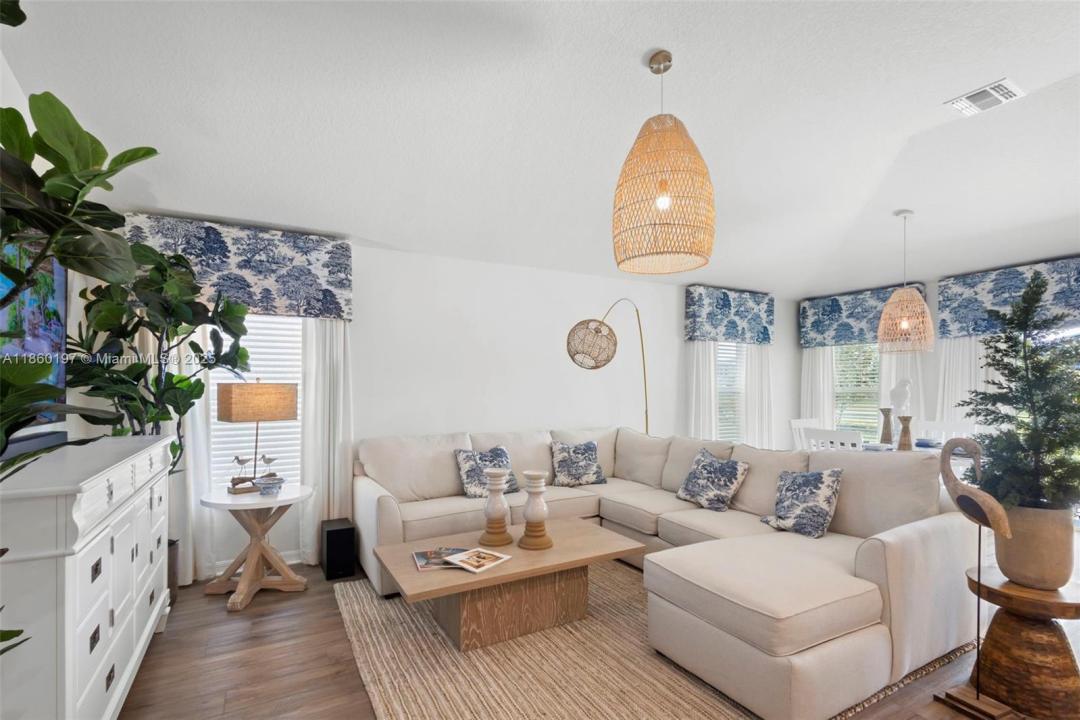 915 OVERPOOL AVE, Davenport, فلوريدا 33896, الولايات المتحدة