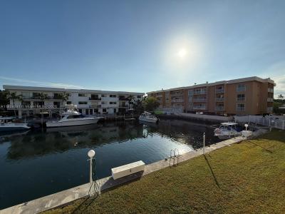 3522 NE 171 ST 201, North Miami Beach, Florida 33160, USA