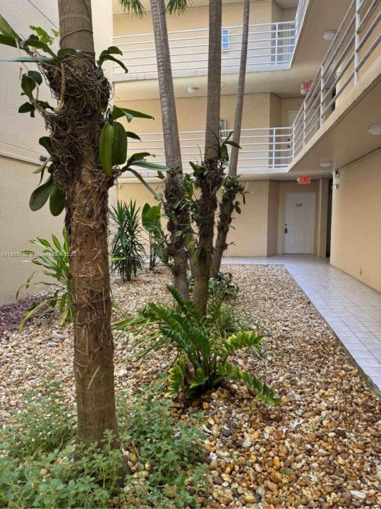 8045 NW 7th St 2109, Miami, Florida 33126, Stati Uniti