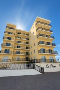 1815 N Surf Rd 502, Hollywood, Florida 33019, USA