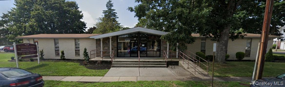 747 Broadway N, Oyster Bay, New York 11758, États-Unis