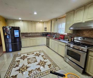 86-14 Sutro Street, New York, New York 11423, USA