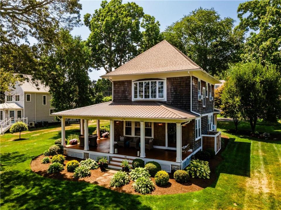 65 Spring Street, North Kingstown, Rhode Island 02874, Estados Unidos