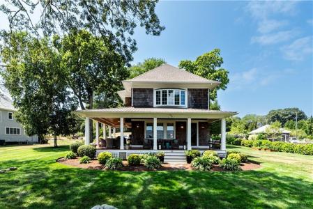 65 Spring Street, North Kingstown, Rhode Island 02874, Estados Unidos