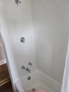 1854 Smith Street, North Providence, Род Айленд 02911, Соединенные Штаты