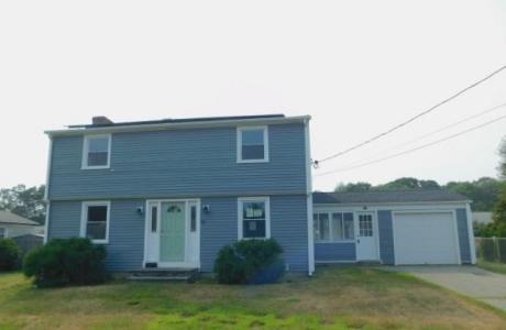 41 Woodcrest Drive, East Providence, RI 02915, USA