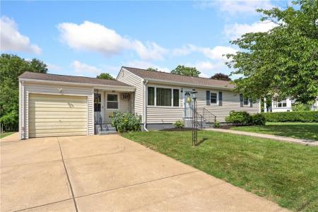 68 Canario Drive, Warren, Rhode Island 02885, Estados Unidos