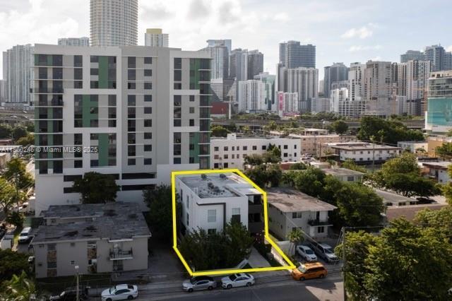519 SW 5th Ave, Miami, Флорида 33130, Соединенные Штаты