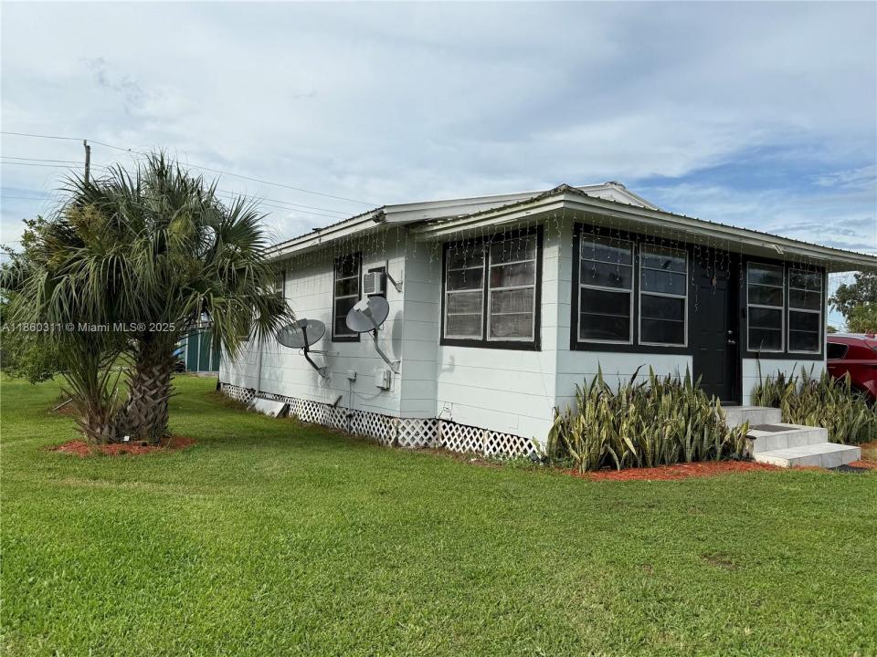 315 AVENUE J, Moore Haven, Floride 33471, États-Unis
