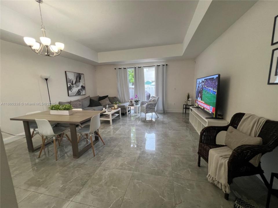 4377 NW 110th Ave, Doral, Florida 33178, Stati Uniti