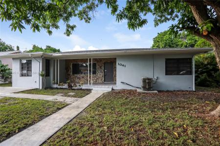 1041 NW 136th St, Miami, Florida 33168, USA