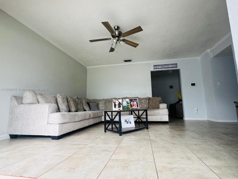 4330 Fetrow Dr 4330, Orlando, Flórida 32812, Estados Unidos