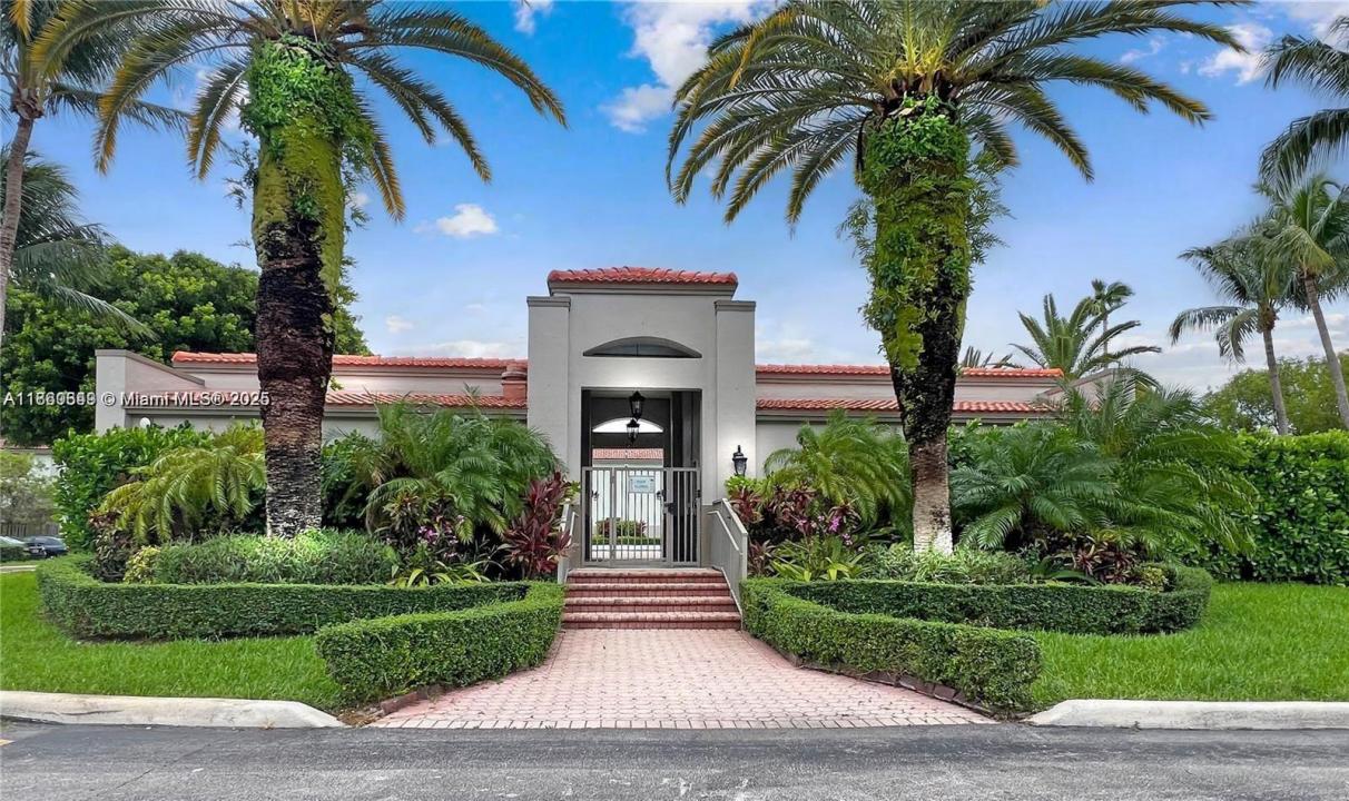 11612 NW 50th Ter, Doral, Florida 33178, Stati Uniti