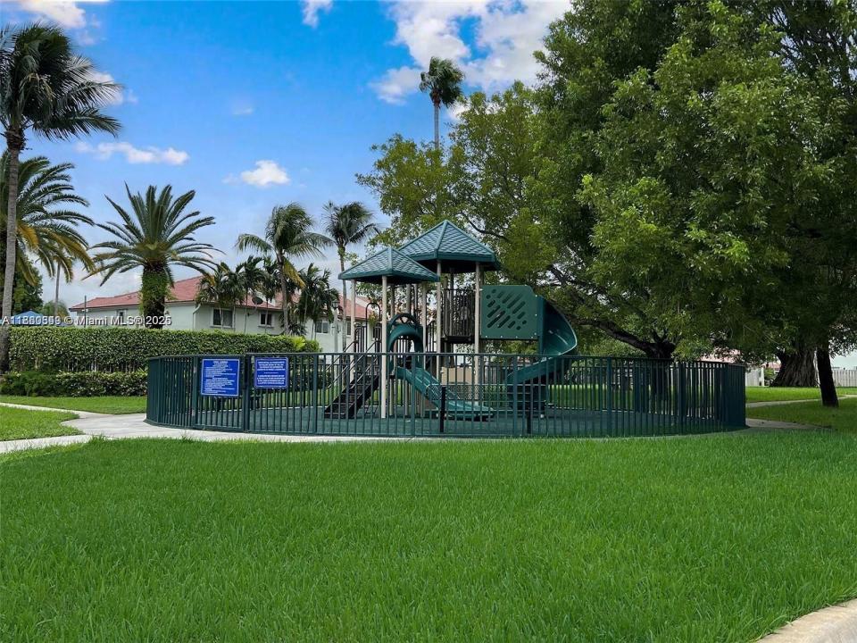 11612 NW 50th Ter, Doral, Florida 33178, Stati Uniti