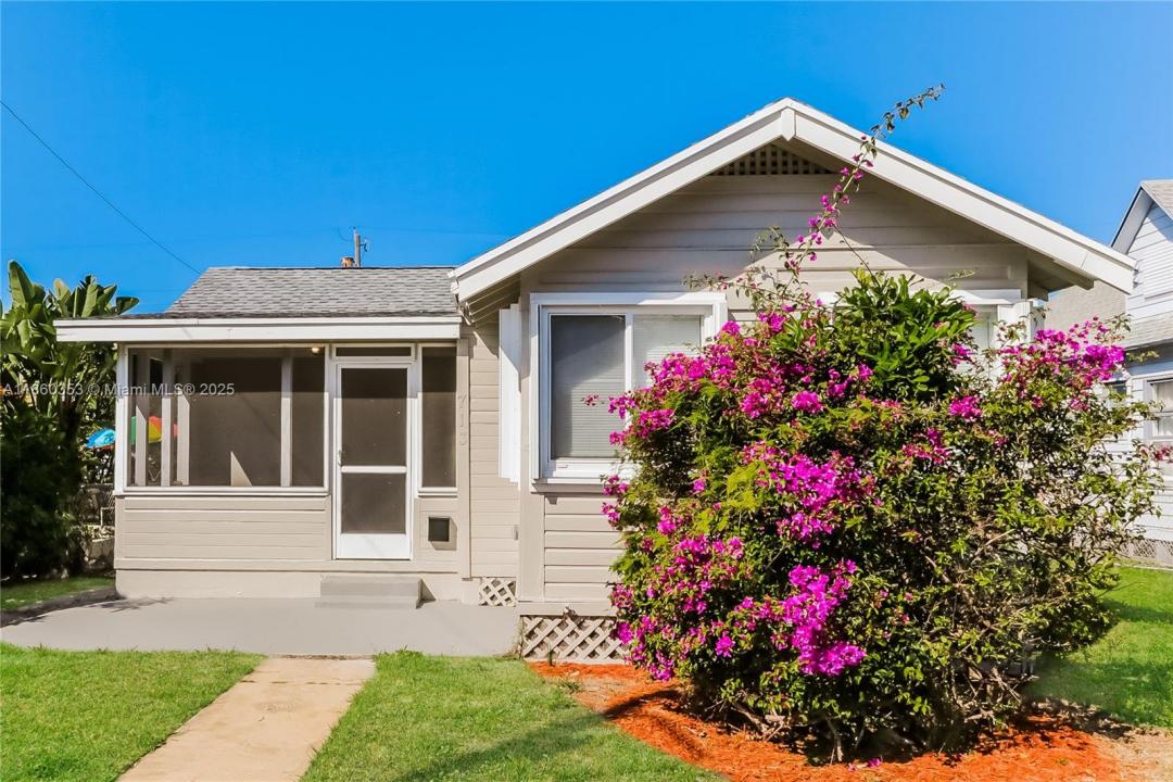 713 S N St, Lake Worth, Floride 33460, États-Unis