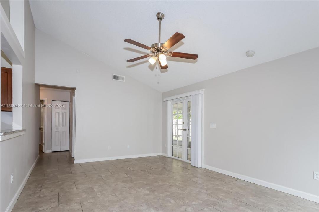 1365 Savoyard Way, Royal Palm Beach, فلوريدا 33411, الولايات المتحدة