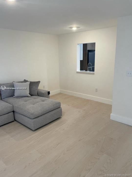 1720 NW N River Dr 503, Miami, Florida 33125, Amerika Birleşik Devletleri