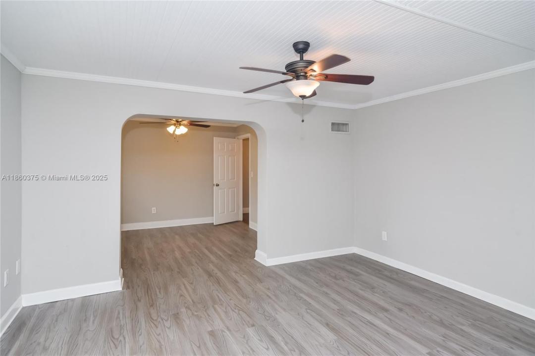 921 NW 202nd St, Miami Gardens, Florida 33169