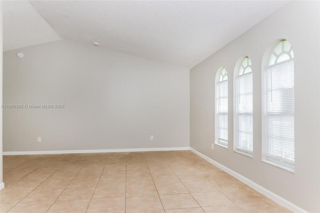 15772 N 85th Rd N, Loxahatchee, Florida 33470