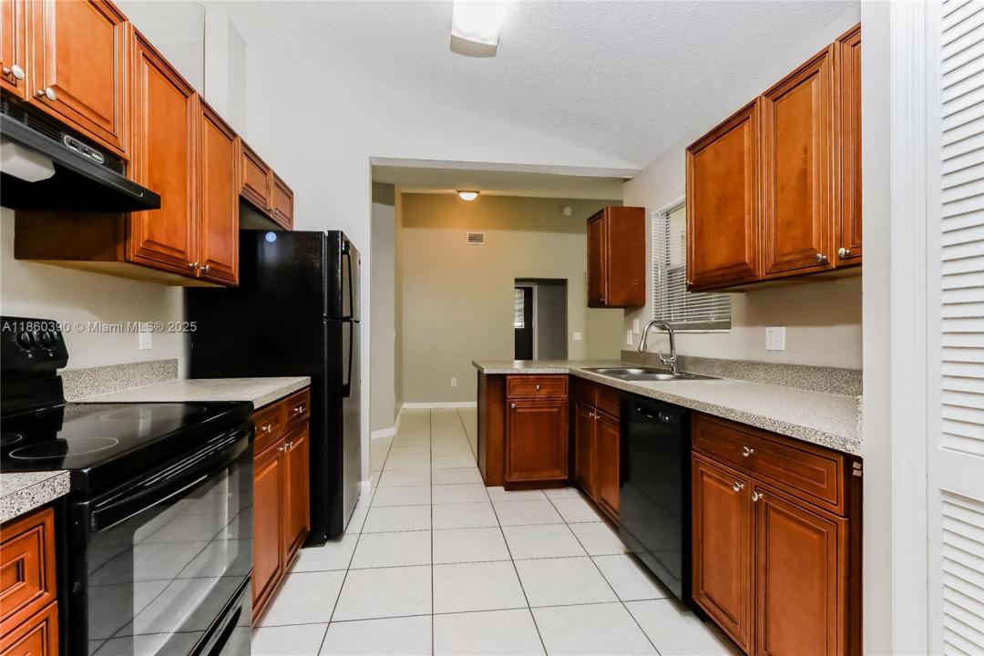 15772 N 85th Rd N, Loxahatchee, Florida 33470
