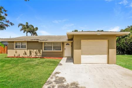 6648 Osborne Dr, Lake Worth, Florida 33462, USA