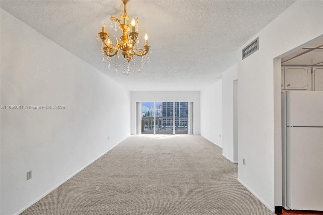 1965 S Ocean Dr 7K, Hallandale Beach, フロリダ 33009, アメリカ合衆国