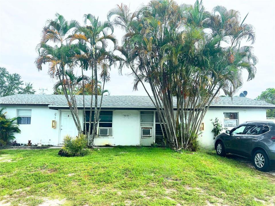 4265 SW 51st St, Dania Beach, Floryda 33314, USA