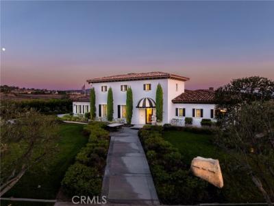 Via Montecito, Riverside, Калифорния 92506, Соединенные Штаты