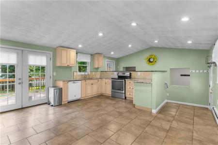 273 Main Street, Cranston, Rhode Island 02823, HOA KỲ