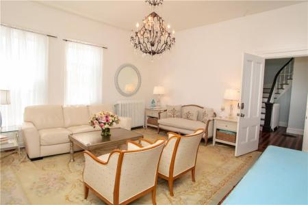 42 Mann Avenue, Newport, רוד איילנד 02840, ארצות הברית של אמריקה 