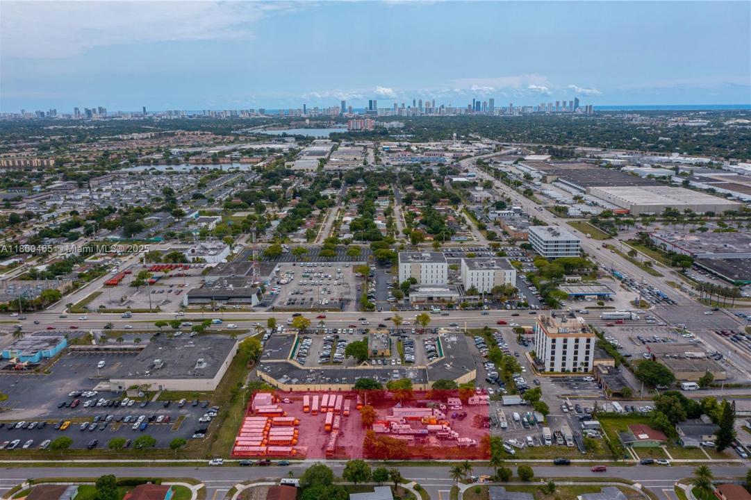 18352 NW 2nd, Miami Gardens, Flórida 33169, Estados Unidos