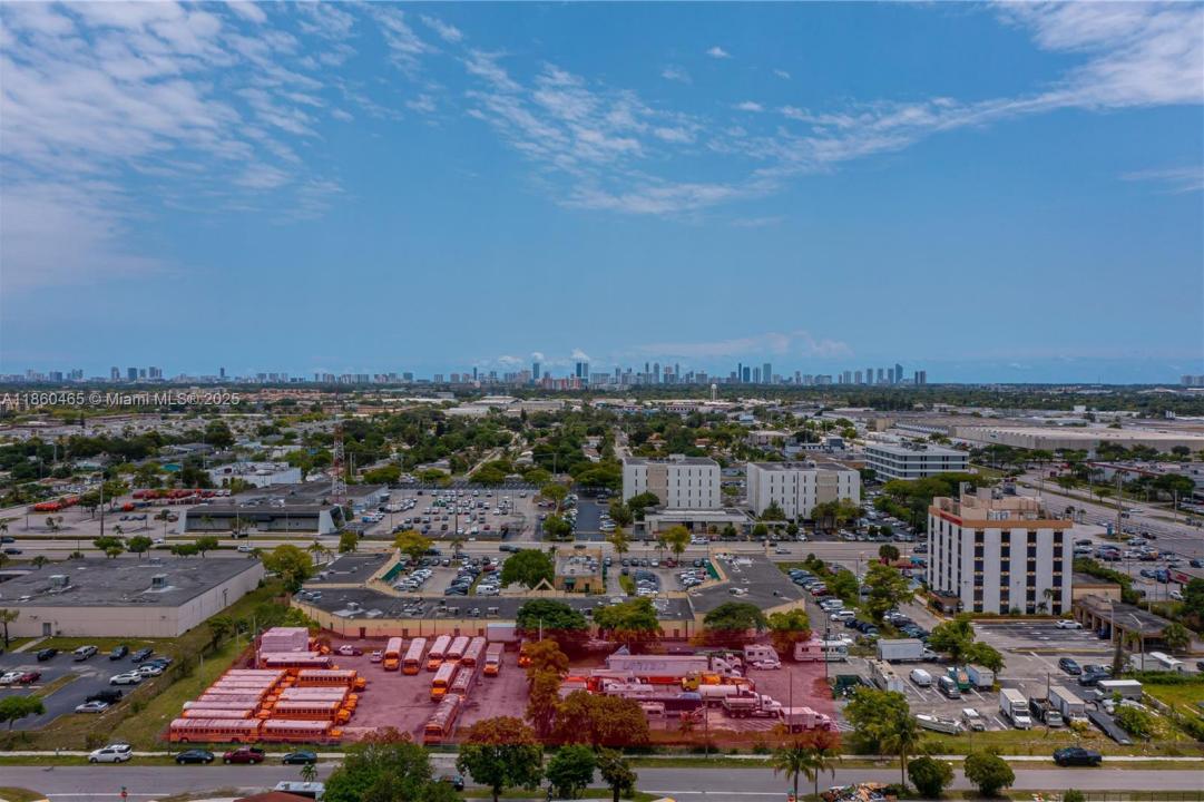 18352 NW 2nd, Miami Gardens, Flórida 33169, Estados Unidos