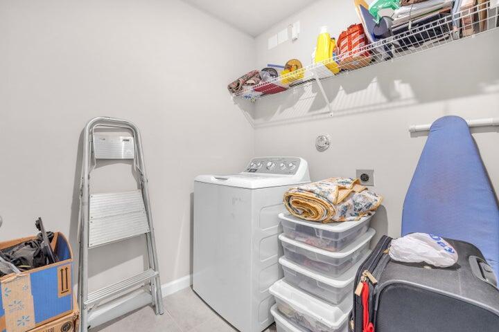 5688 Mentmore Drive, ENCLAVE AT MANGONIA, Mangonia Park, 플로리다 33407, 미국