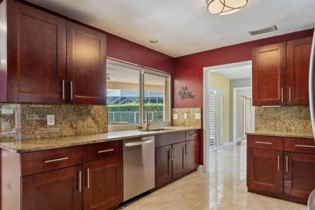 4806 Kumquat Dr, Tamarac, Florida 33319