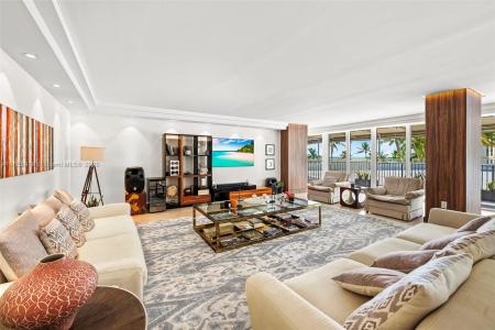 600 Grapetree Dr 3BS, Key Biscayne, Florida 33149, USA