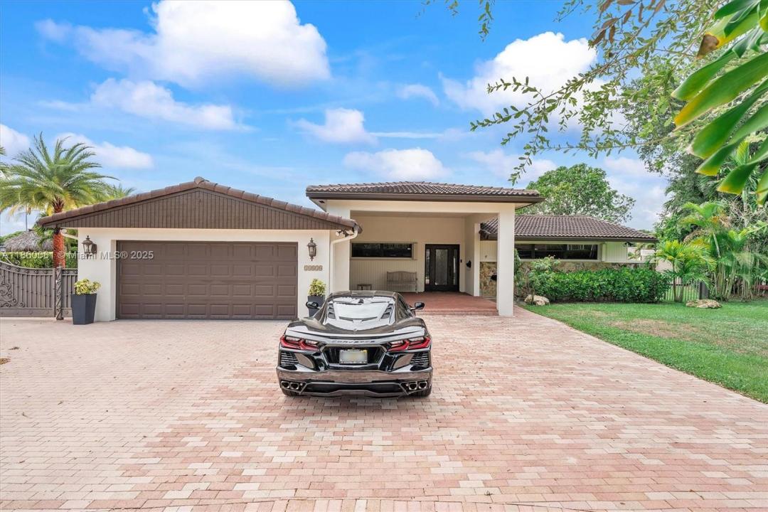 14830 Dade Pine Ave, Miami Lakes, フロリダ 33014, アメリカ合衆国