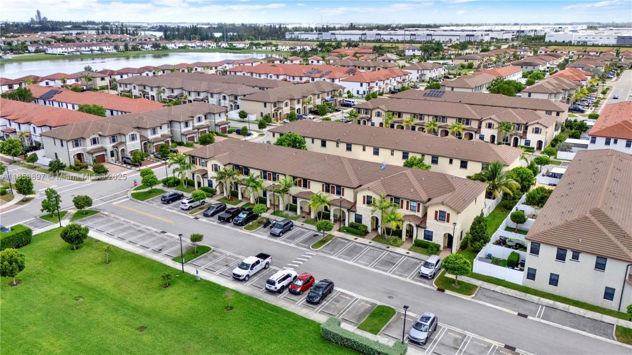 10480 W 33rd Ln, Hialeah, Florida 33018, Estados Unidos