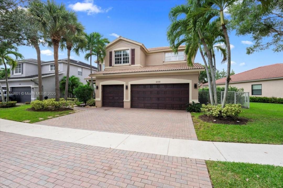 4309 W Whitewater Ave, Weston, Флорида 33332, Соединенные Штаты