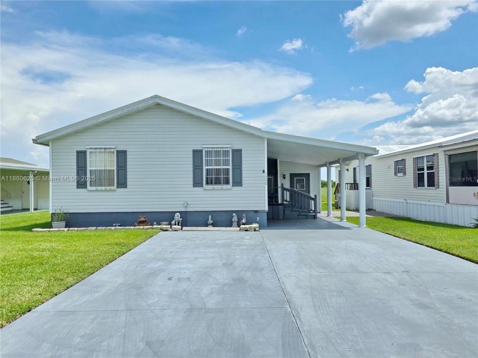 1330 SW 44th Blvd, Okeechobee, 佛罗里达州 34974, 美国
