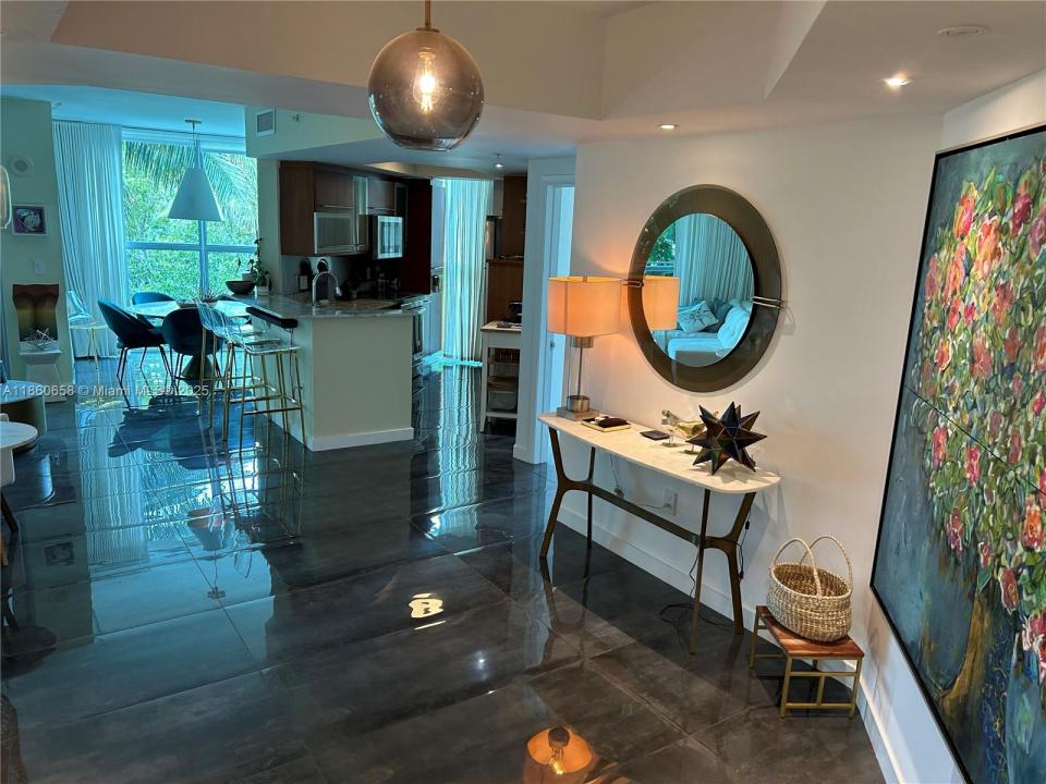 110 Washington Ave 2421, Miami Beach, Florida 33139