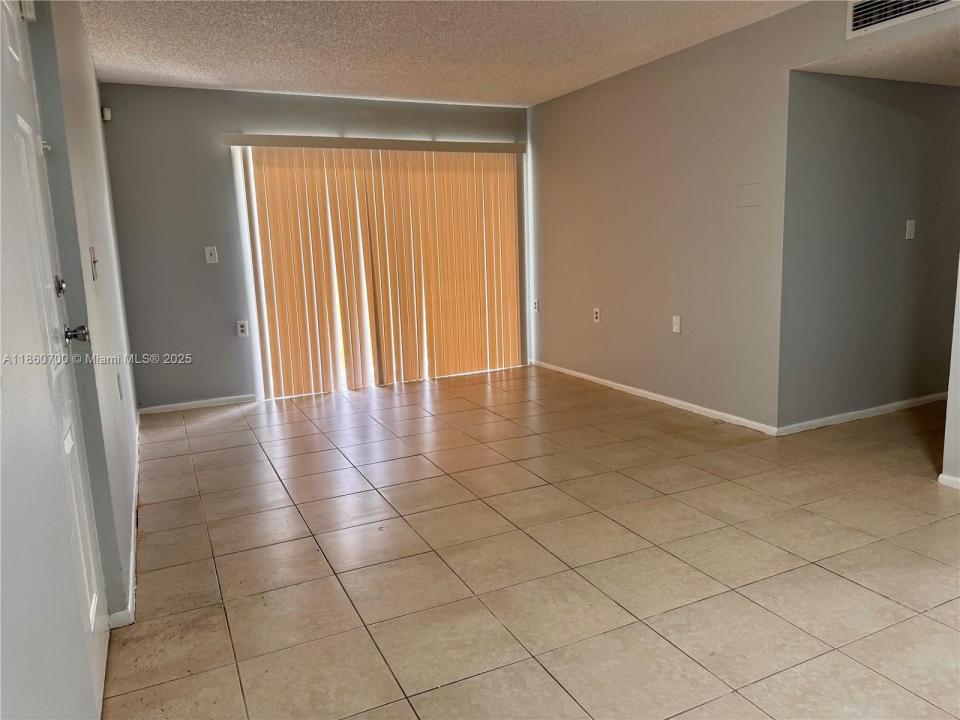 1186 Lake Terry Dr C, West Palm Beach, Floryda 33411, USA